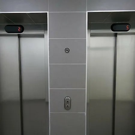 Ara Aparthotel Tirana