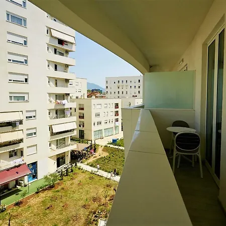 Ara Tirana